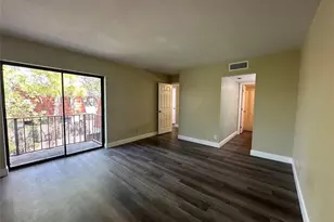 2095 White Pine Cir, Greenacres, FL 33415 - Photo 5