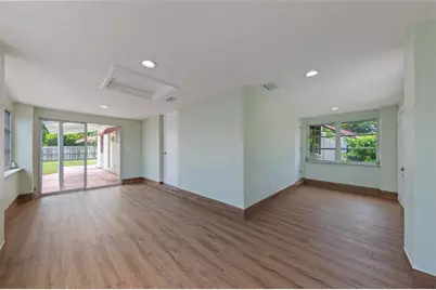 2071 NE 180th St, North Miami Beach, FL 33162 - Photo 19