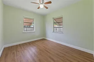 2071 NE 180th St, North Miami Beach, FL 33162 - Photo 21