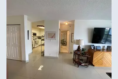 3530  Mystic Pointe Dr, Unit #1603, Aventura, FL 33180 - Photo 17