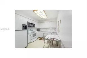 3530 Mystic Pointe Dr, Aventura, FL 33180 - Photo 9