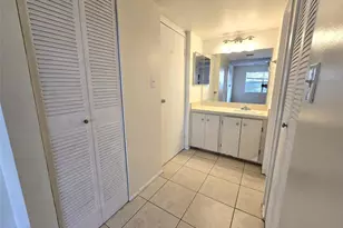 4334 NW 9th Ave, Deerfield Beach, FL 33064 - Photo 5