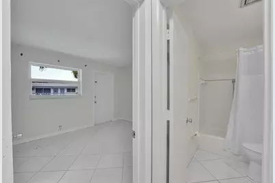 4820 NE 23rd Ave, Unit #203, Fort Lauderdale, FL 33308 - Photo 7