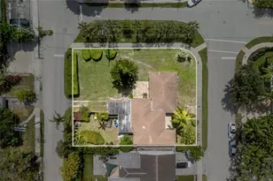 904 SE 11th Ct, Fort Lauderdale, FL 33316 - Photo 3