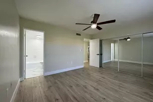 809 W Oakland Park Blvd, Oakland Park, FL 33311 - Photo 9