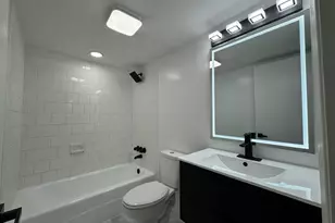 809 W Oakland Park Blvd, Oakland Park, FL 33311 - Photo 7