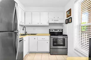 6071 NW 61 Unit, Tamarac, FL 33319 - Photo 3