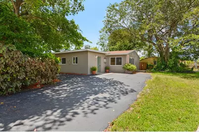 1520 SW 47th Ter, Fort Lauderdale, FL 33317 - Photo 1