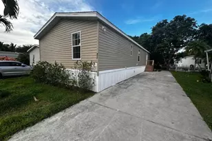 404 NW 134th Ave, Plantation, FL 33325 - Photo 1