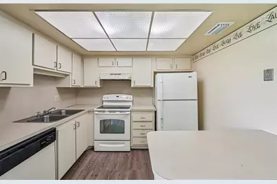 4682  Oak Terrace Dr, Unit #4682, Greenacres, FL 33463 - Photo 11