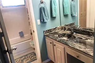 6161 NW 57th Ct, Tamarac, FL 33319 - Photo 11