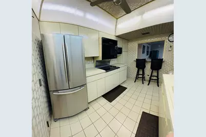 800 NE 195th Street #307, Miami, FL 33179 - Photo 25