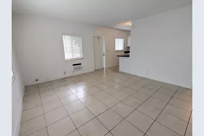 701 SW 14th Ave, Unit #4, Fort Lauderdale, FL 33312 - Photo 13