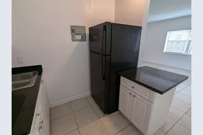 701 SW 14th Ave, Unit #4, Fort Lauderdale, FL 33312 - Photo 7
