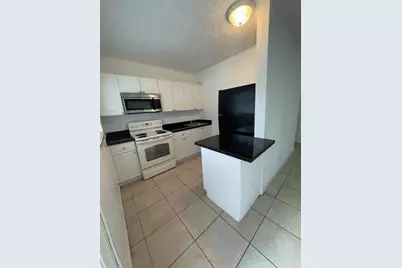 701 SW 14th Ave, Unit #4, Fort Lauderdale, FL 33312 - Photo 5