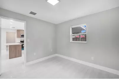 3721 N 66th Ave, Hollywood, FL 33024 - Photo 11