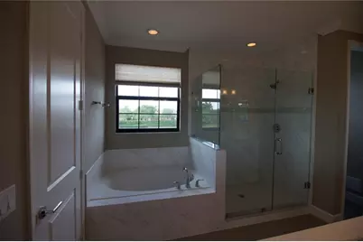 7445 NW 109th Way, Parkland, FL 33076 - Photo 17