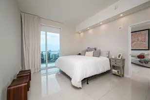 950 Brickell Bay Dr, Miami, FL 33131 - Photo 11