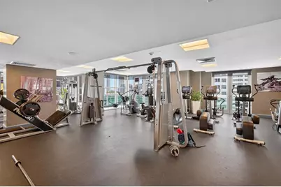 950  Brickell Bay Dr, Unit #5205, Miami, FL 33131 - Photo 43