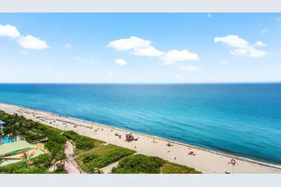 6423 Collins Avenue #1608, Miami Beach, FL 33141 - Photo 1