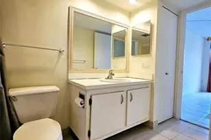 4172 Inverrary Dr, Lauderhill, FL 33319 - Photo 7