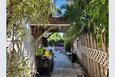 1719  Hayes St, Hollywood, FL 33020 - Photo 23