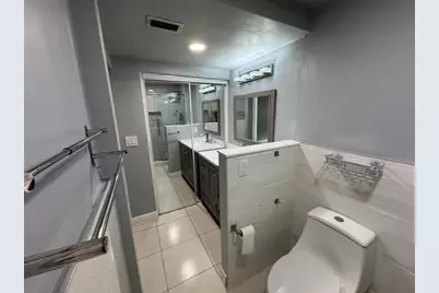 7797  Golf Circle Dr, Unit #304, Margate, FL 33063 - Photo 23