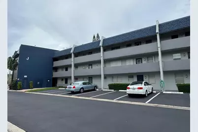 7797  Golf Circle Dr, Unit #304, Margate, FL 33063 - Photo 1