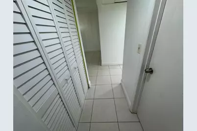 7797  Golf Circle Dr, Unit #304, Margate, FL 33063 - Photo 11