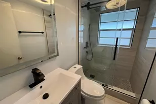 7797 Golf Cir Dr, Margate, FL 33063 - Photo 19