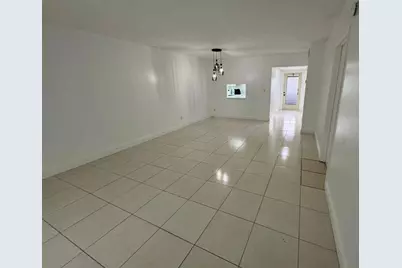 7797  Golf Circle Dr, Unit #304, Margate, FL 33063 - Photo 9