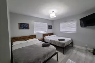 4740 SW 43rd Ave, Fort Lauderdale, FL 33314 - Photo 17