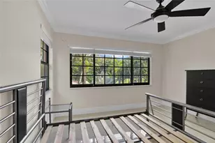 250 E Royal Palm Rd, Boca Raton, FL 33432 - Photo 23