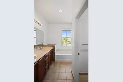 450  Greensboro Way, Boynton Beach, FL 33435 - Photo 41