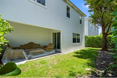 450  Greensboro Way, Boynton Beach, FL 33435 - Photo 31