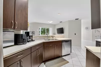 23278  Torre Cir, Boca Raton, FL 33433 - Photo 3