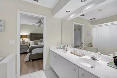 23278  Torre Cir, Boca Raton, FL 33433 - Photo 31