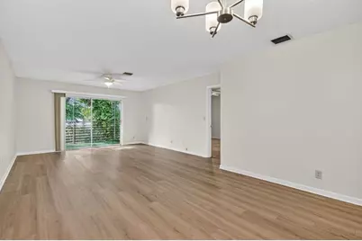 3034  Coral Springs Dr, Unit #202, Coral Springs, FL 33065 - Photo 19