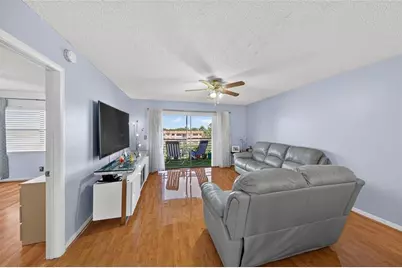 10145  Sunrise Lakes Blvd, Unit #406, Sunrise, FL 33322 - Photo 17