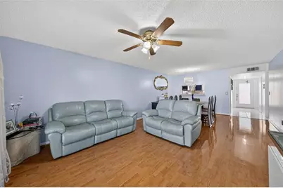 10145  Sunrise Lakes Blvd, Unit #406, Sunrise, FL 33322 - Photo 15