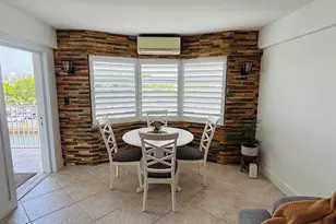 1511 SE 15th Ct, Deerfield Beach, FL 33441 - Photo 9