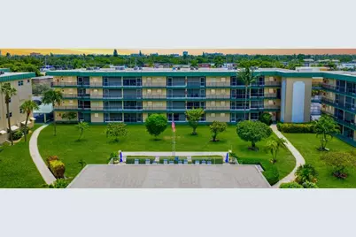 808 SE 7th St, Unit #105-B, Deerfield Beach, FL 33441 - Photo 1