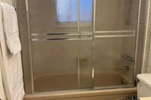 2801 Somerset Dr, Lauderdale Lakes, FL 33311 - Photo 11