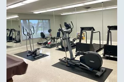 1390 NW 70th Ln, Margate, FL 33063 - Photo 39