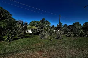 1390 NW 70th Ln, Margate, FL 33063 - Photo 5