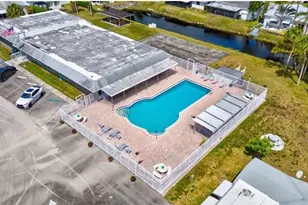 1390 NW 70th Ln, Margate, FL 33063 - Photo 41