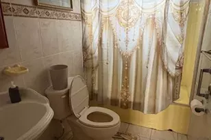 9281 Martinique Dr, Miami, FL 33189 - Photo 7