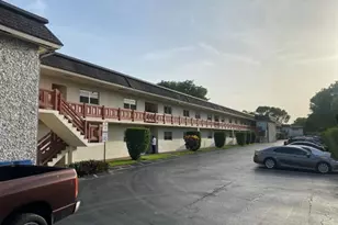 5900 NW 17th Pl, Sunrise, FL 33313 - Photo 1