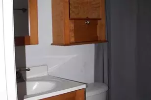 4051 NE 13th Ave, Oakland Park, FL 33334 - Photo 7