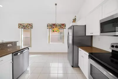 7822  Carina Court, Lake Worth, FL 33467 - Photo 17